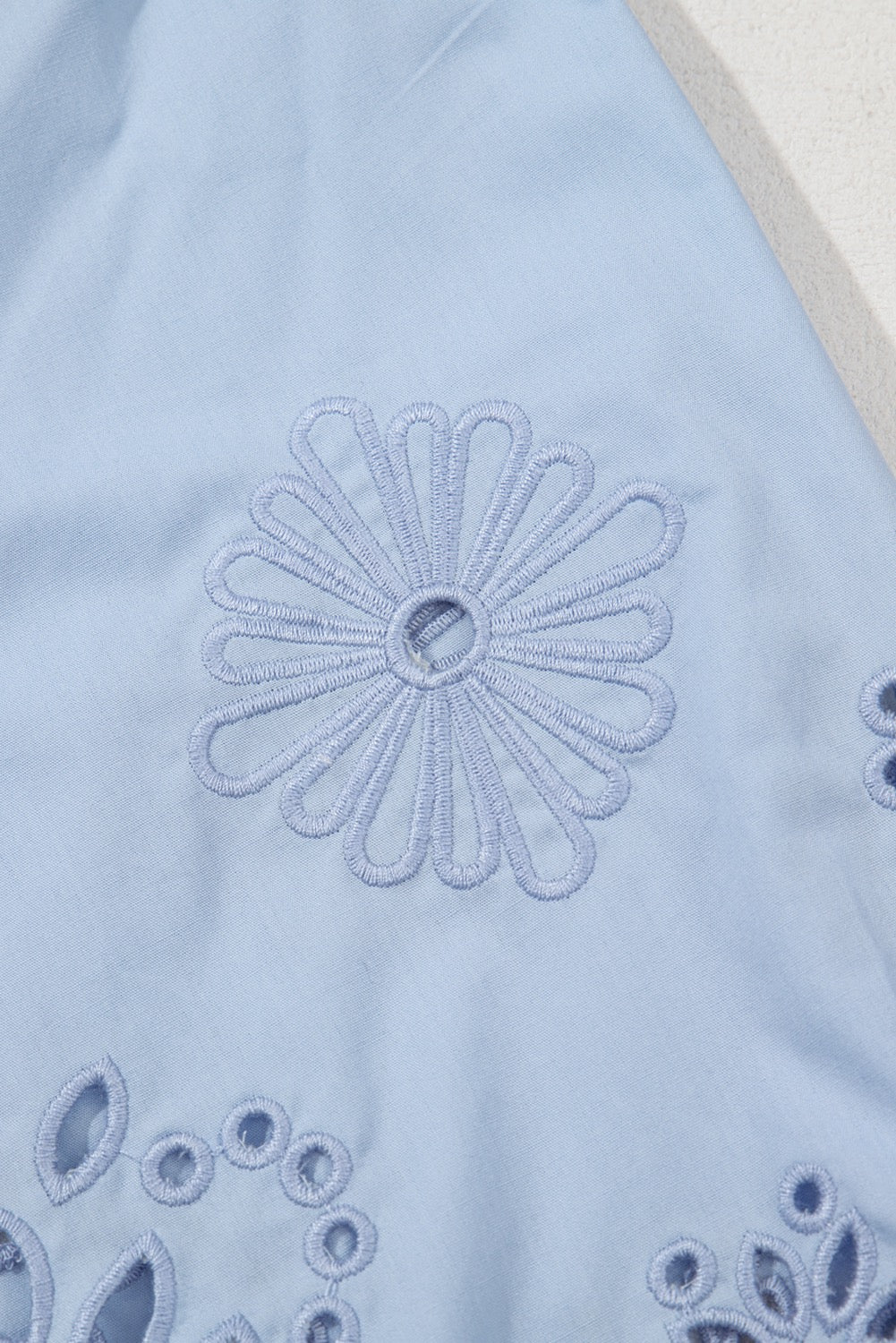 EYELET FLOWER SHIRT