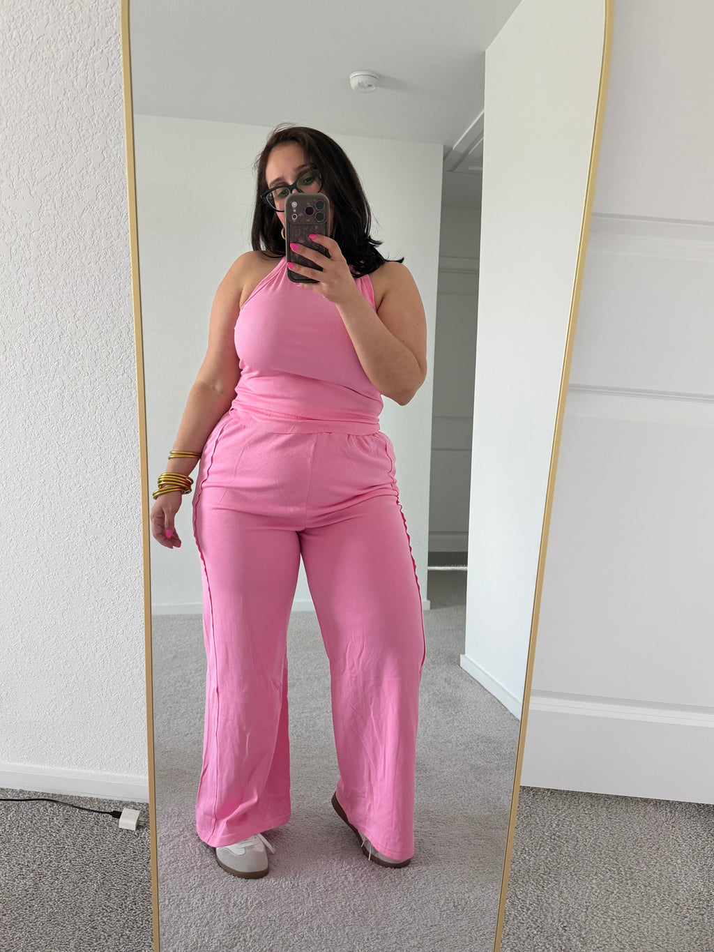 THE PINK SET