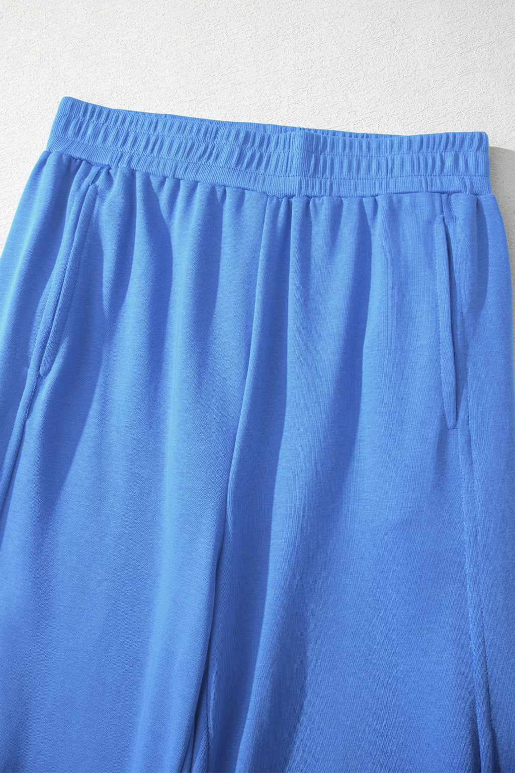 THE BLUE SET